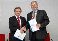 FH-UFL-Koop-Chin-Prof FH-UFL-chinProf