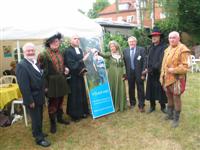 Nazareth-Schloemer Nazareth-Schloem