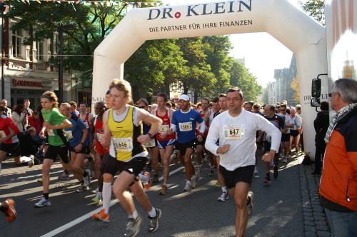 tbf101010_Start-23.Cittylauf-in-Luebeck_Freywald_020