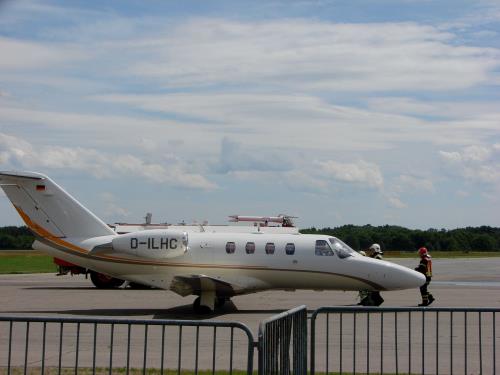 tbf090711_Notlandung nach Triebwerksausfall Luebeck_Kroeger_005