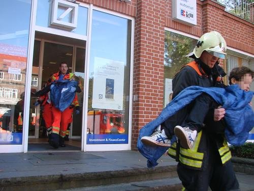 Kinder gerettet aus der Wakenitz_Kroeger_006a