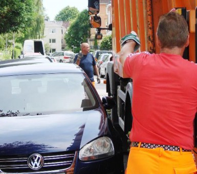 tbf170614_Muellwagen_kroeger_001a