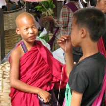 Junger Mönch (Foto: Roswitha Ahrens)