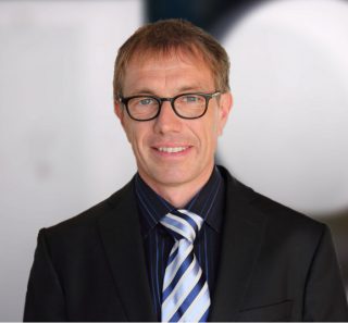 Dr.-Ing. Dipl.-Phys. Dirk Jacob