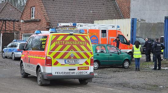 tbf240218_Hammer-auf-Kopf_Kroeger_005