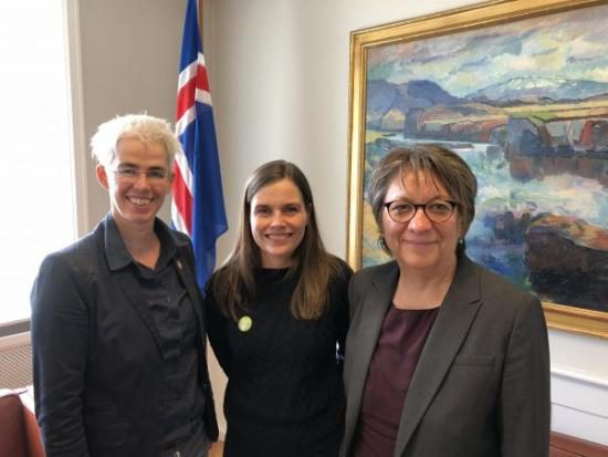 Premierministerin-600x450